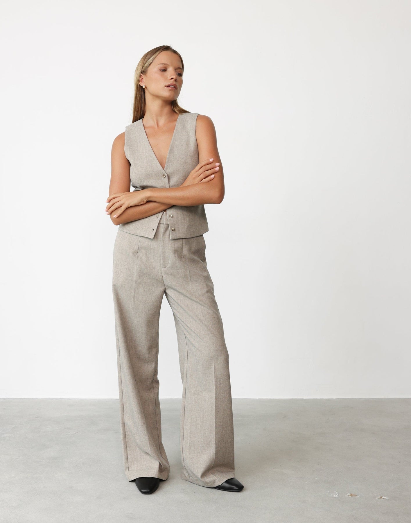 Collective Tops - Reagan Vest (Stone)
Add to wishlist fifth image