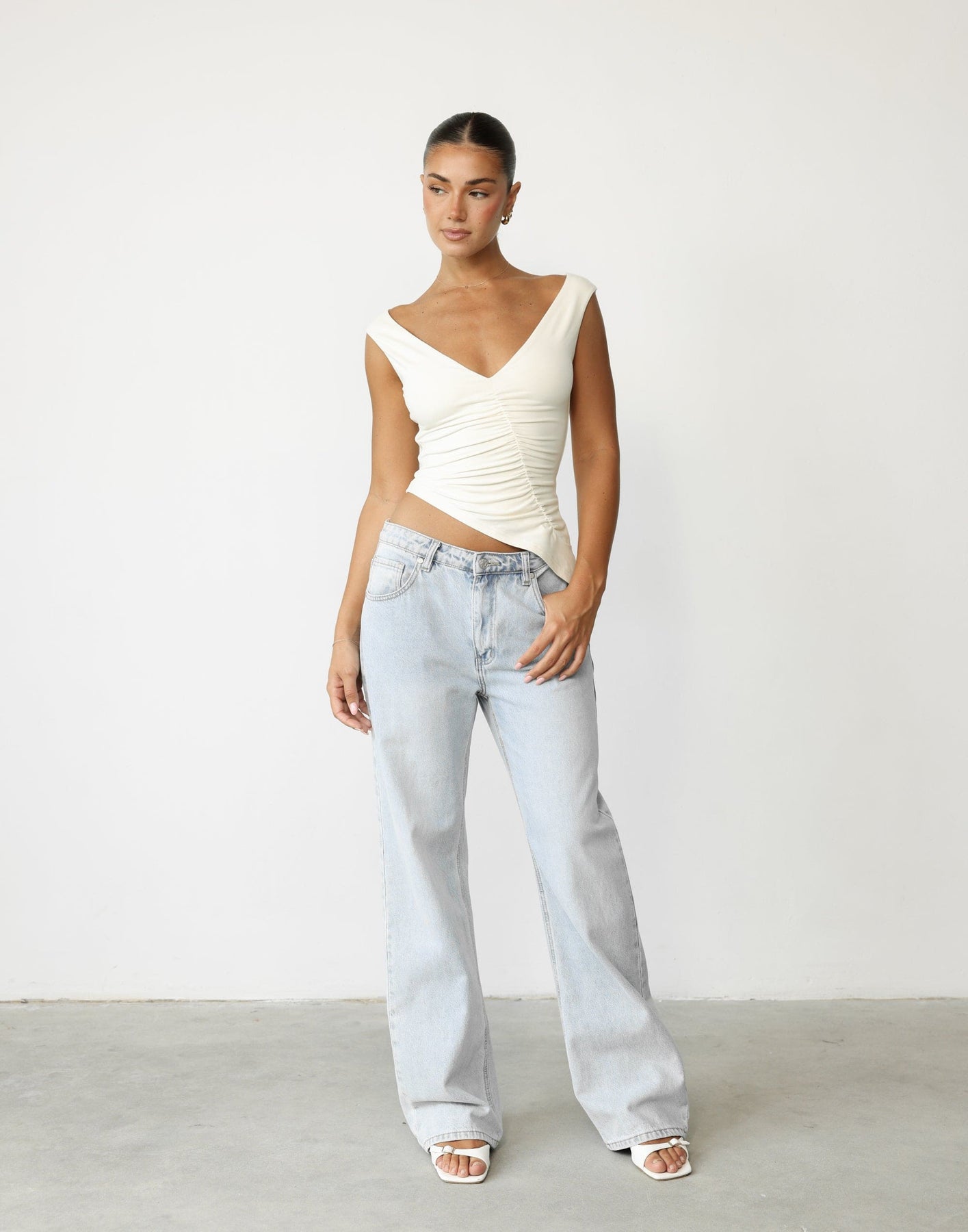 Collective Tops - Viola Top (Oat)
                Add to wishlist third image