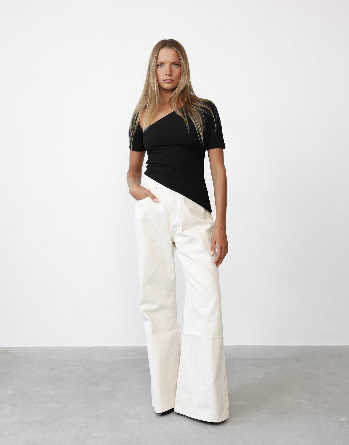 Collective Tops - Adalita Top (Black)
Add to wishlist third image