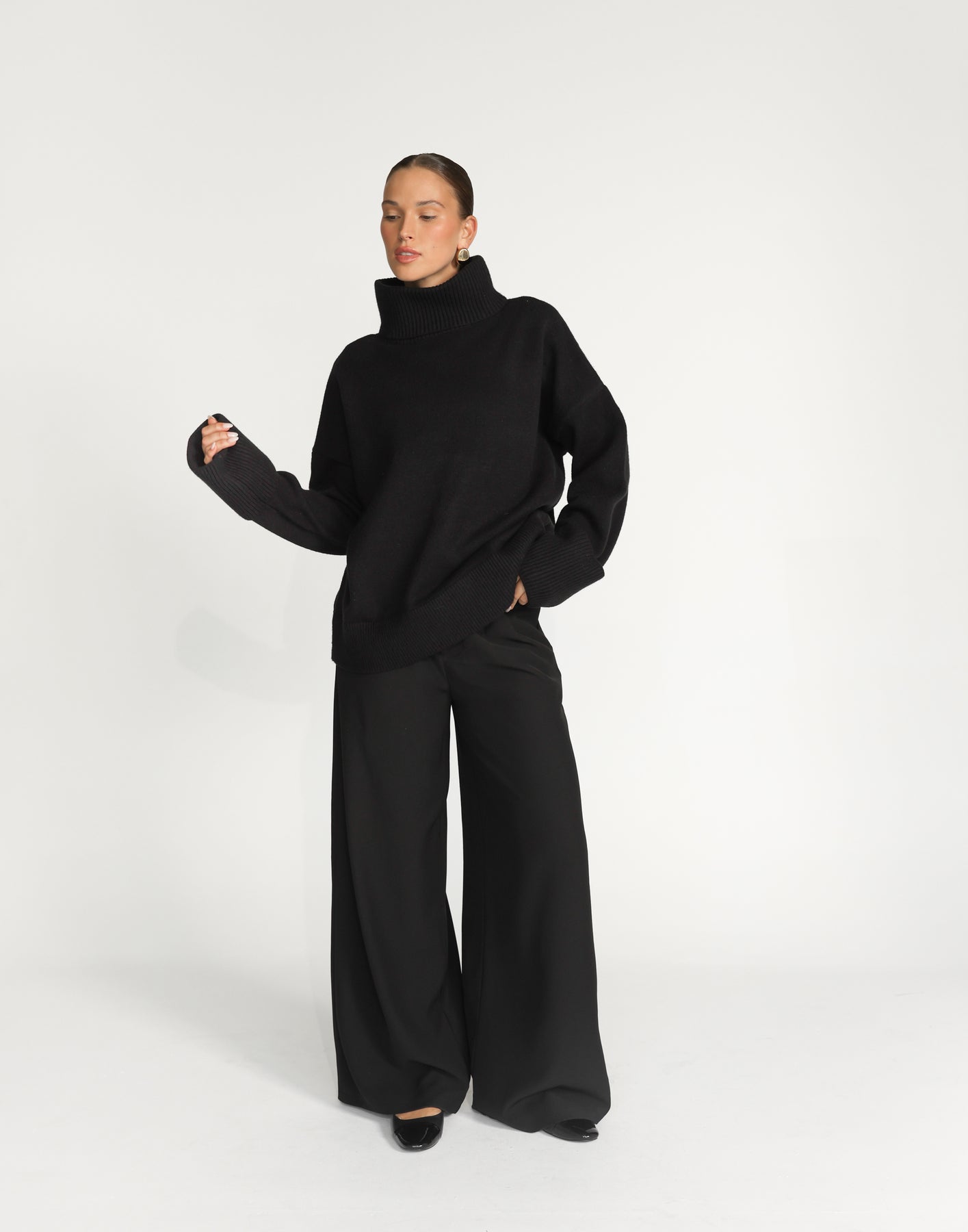 Etta Mini Dress (Black)
Add to wishlist - Image 5