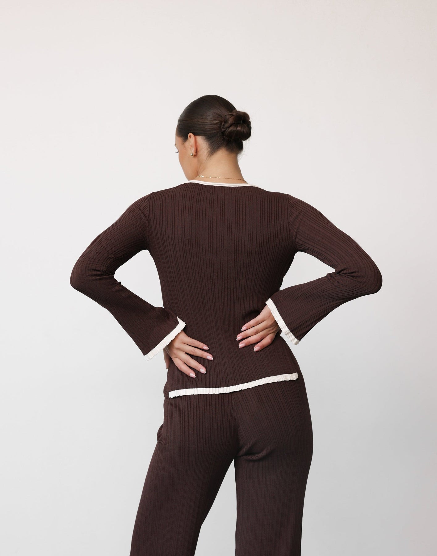 Collective Tops - Raelynn Top (Cocoa/Cream)
                Add to wishlist third image