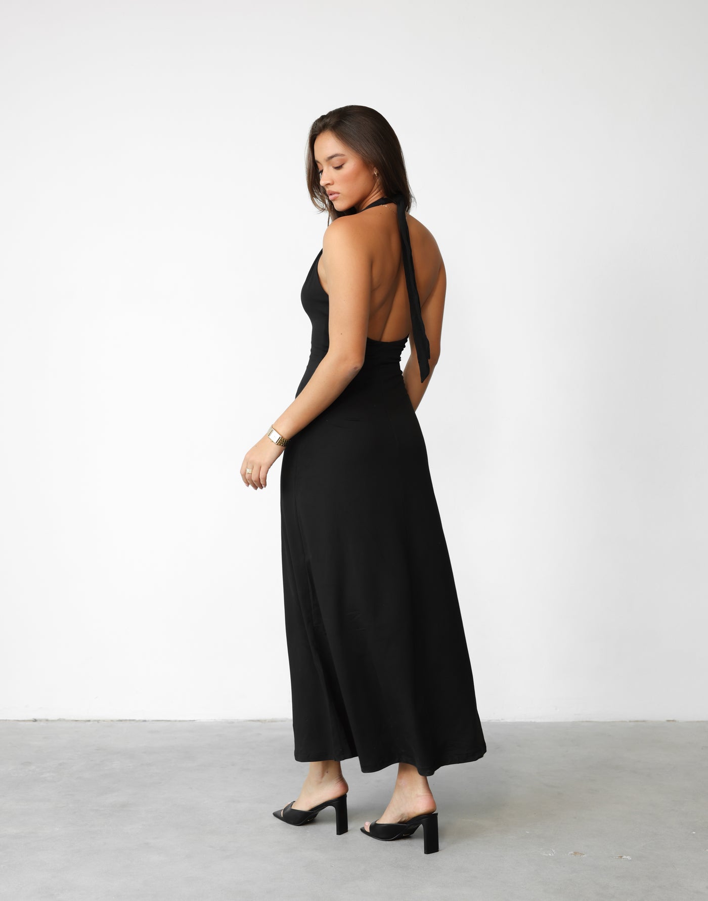 Victoria Maxi Dress (Black) - V-neck Halter Jersey Maxi Dress – CHARCOAL