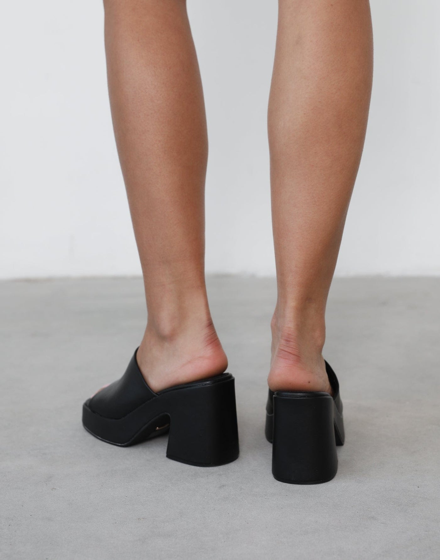 Leslie Chunky Platform Heel (Black) - By Billini - Women's Shoes - Charcoal Clothing