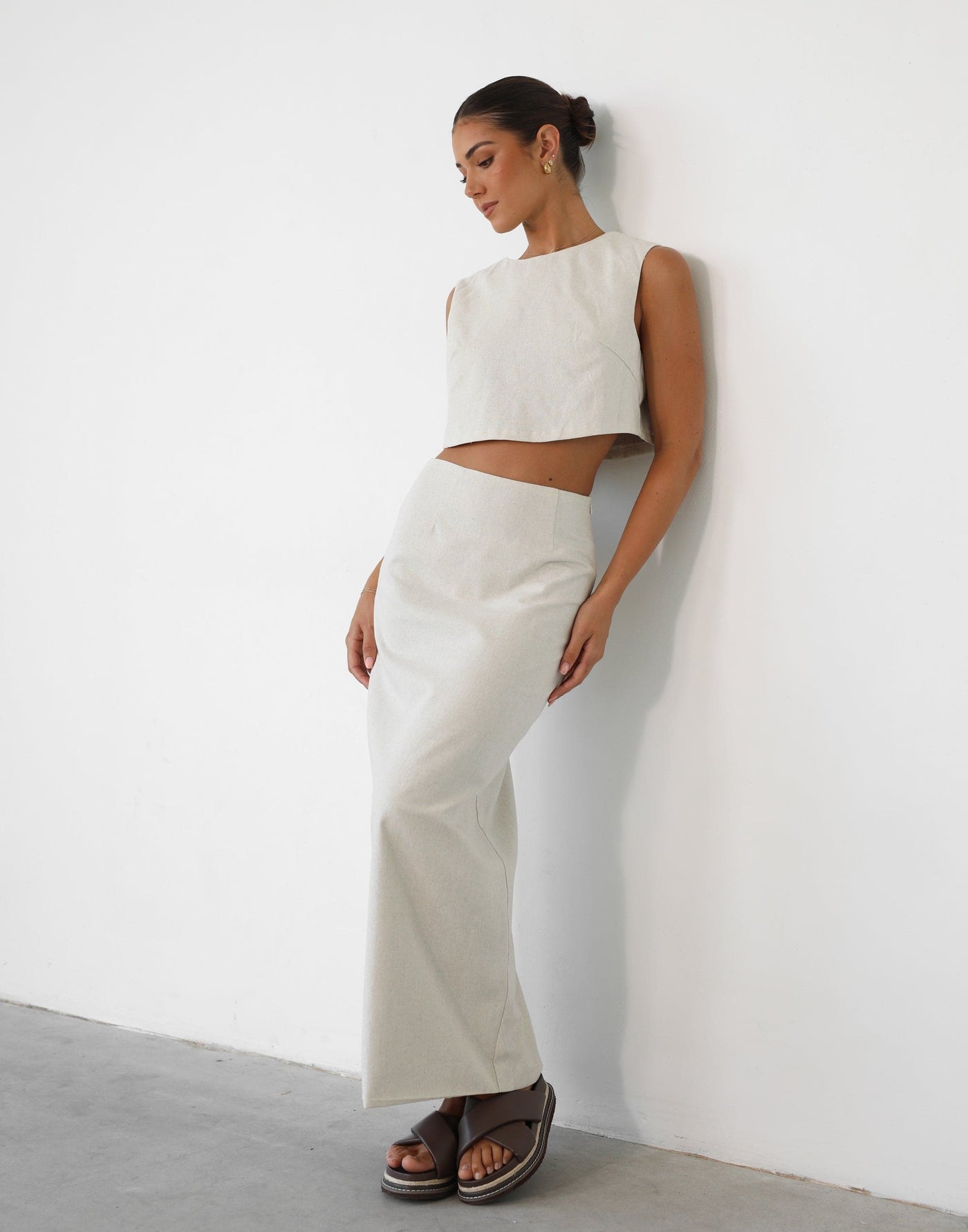 Como Linen Maxi Skirt (Oat) - High Waisted Linen Maxi Skirt – CHARCOAL