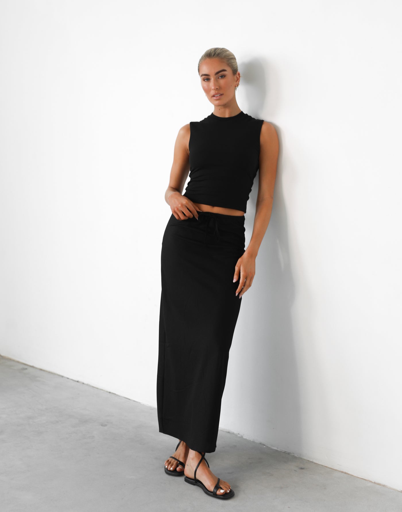 Darna Maxi Skirt (Black) - Adjustable Waist Linen Maxi Skirt - Women's Skirt - Charcoal Clothing