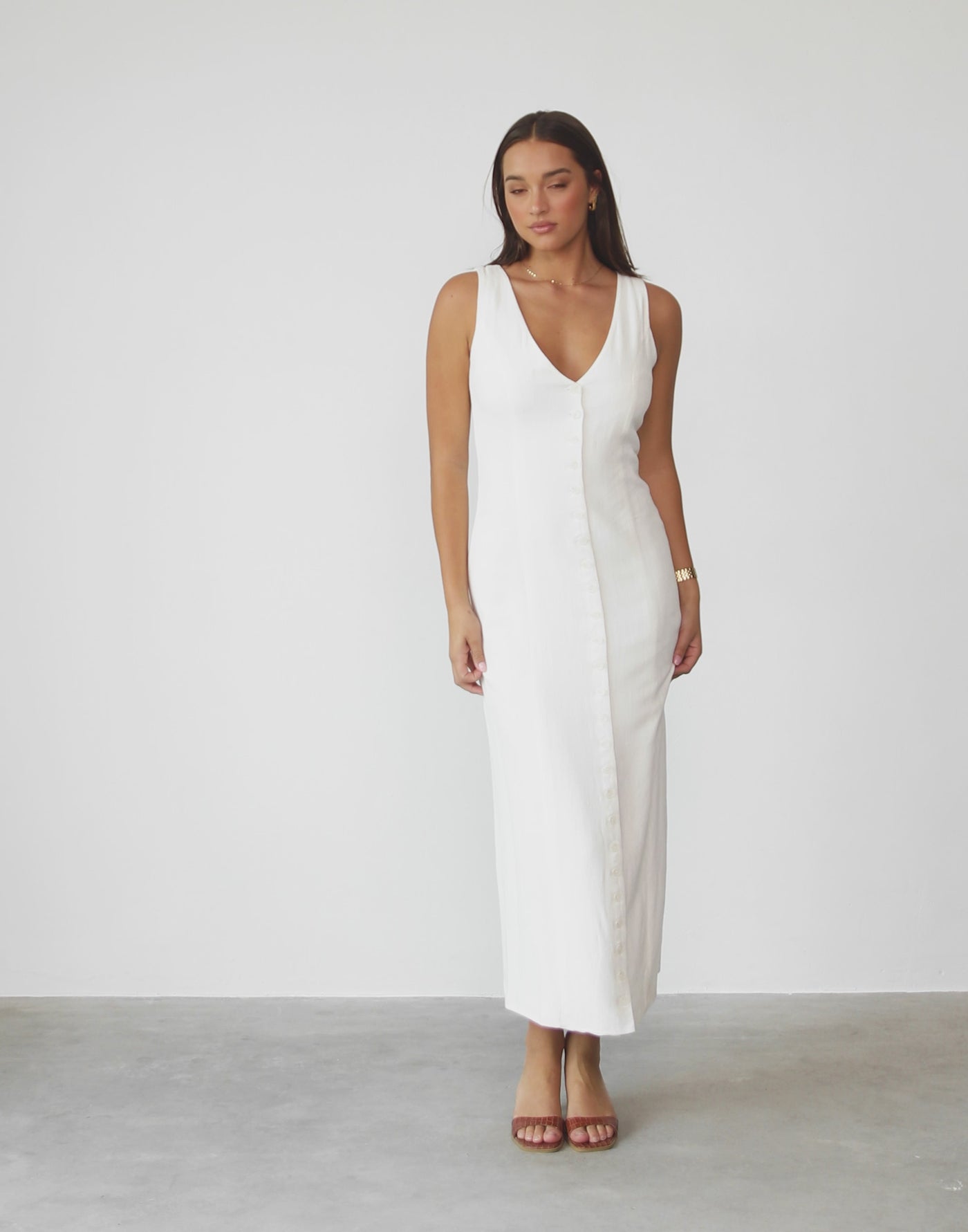Cailey Maxi Dress (White)