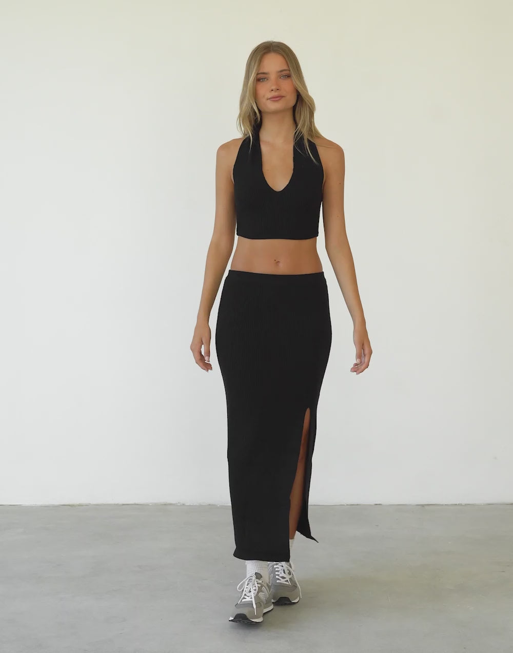 Tienna Maxi Skirt (Black)